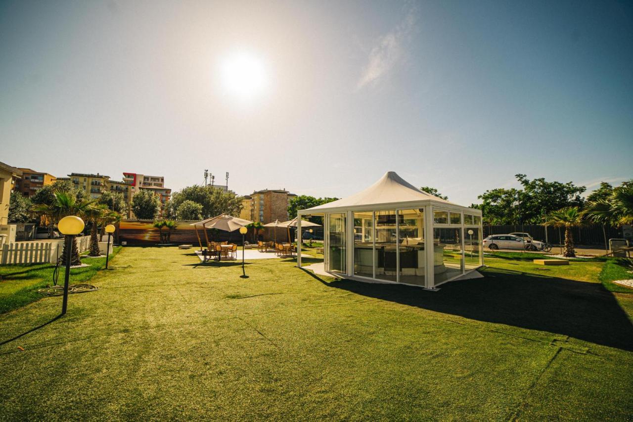 סוטומרינה Hotel Park E Mobil Home מראה חיצוני תמונה
