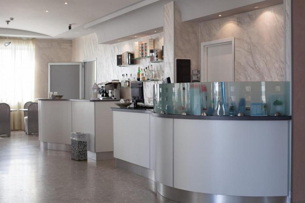 סוטומרינה Hotel Park E Mobil Home מראה חיצוני תמונה